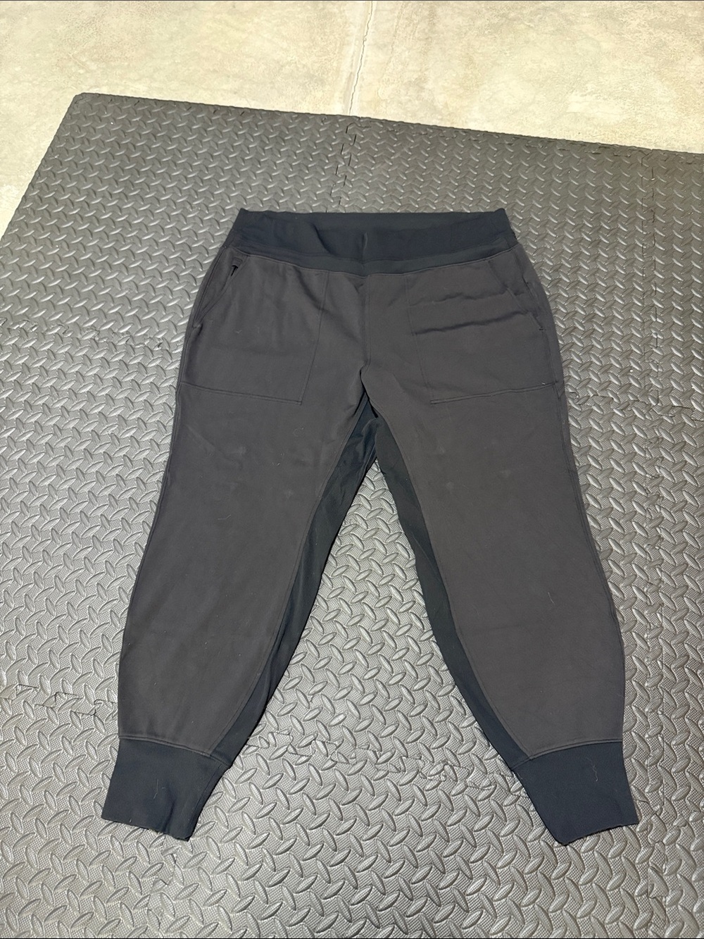 Athleta Women’s Venice Jogger Black 2X zip pockets